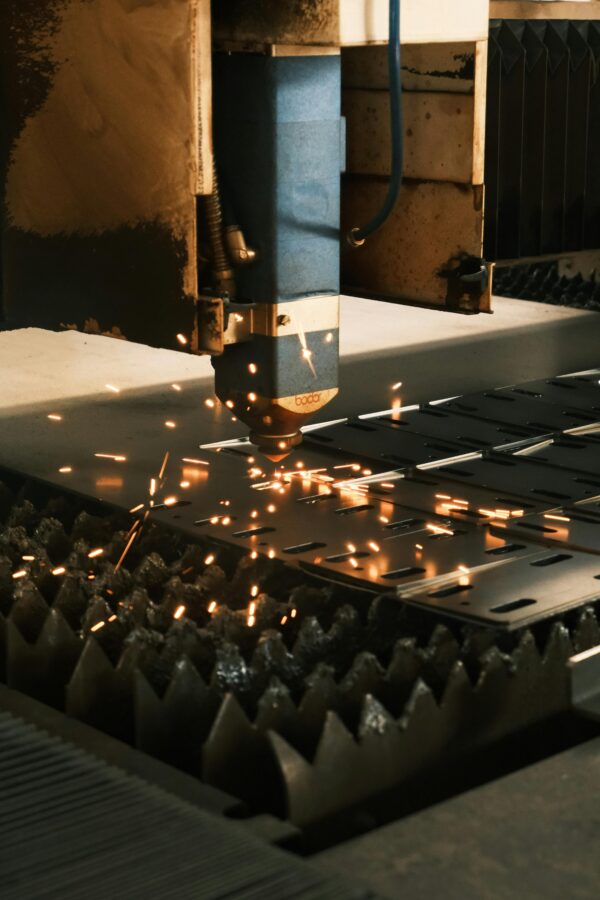 Corte por Laser para Aluminio de Alta Precisión